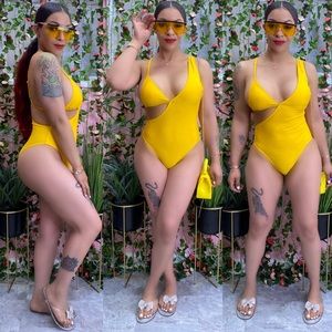 Woman’s Swimsuit (Yellow )